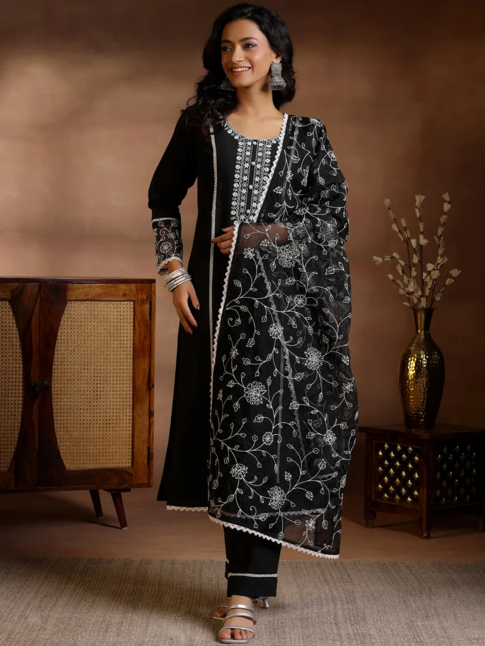Black Designer Suit - Image 4