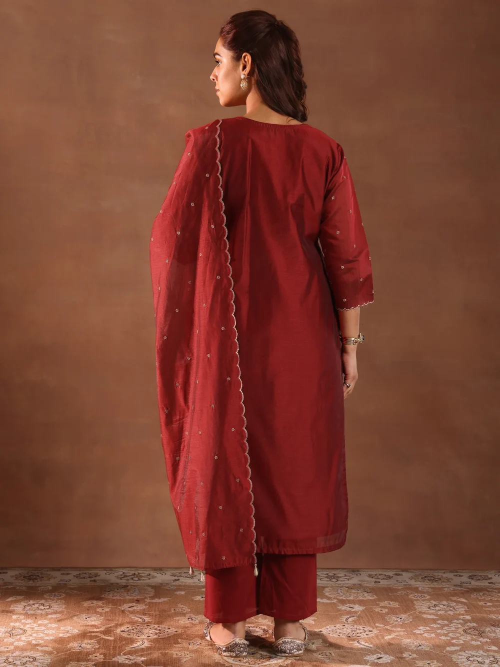 Red Embroidery Suit - Image 3